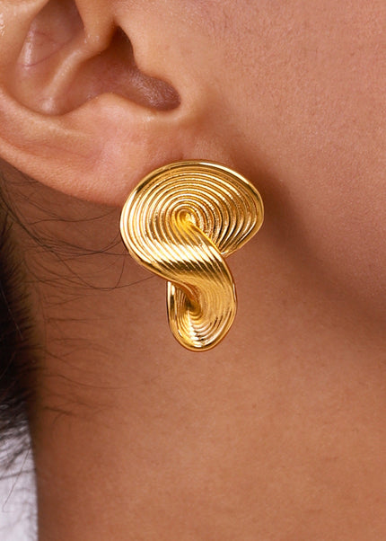 Jieding European and American stainless steel gold stud earrings luxury niche ins earrings titanium steel earrings cross-border earrings