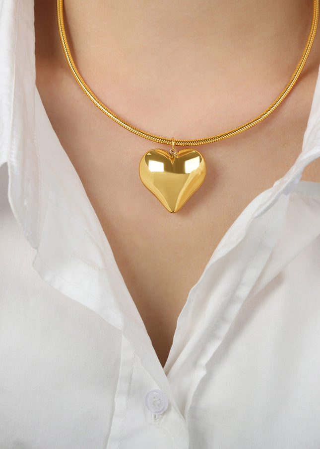 Femme Necklace