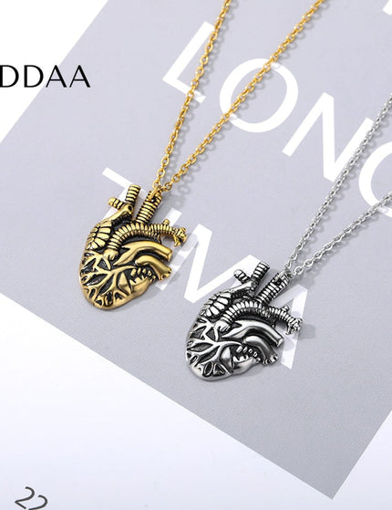 Garde Pendant Necklace | Gold Black Heart Chain - Silver - Necklaces