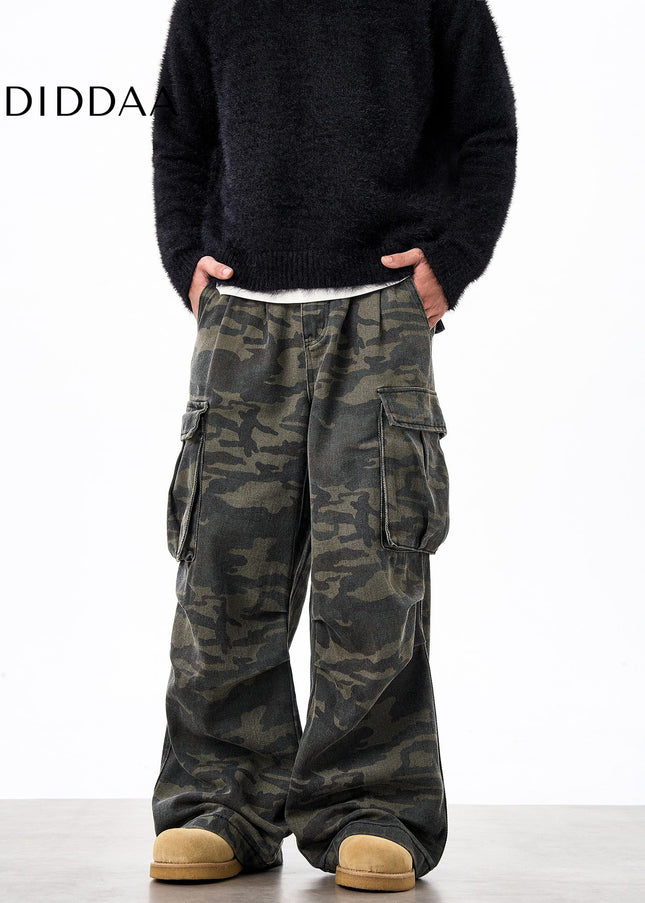 Green Loose Fit Camouflage Cargo Pants for Men and Women - Unisex Sweatpants