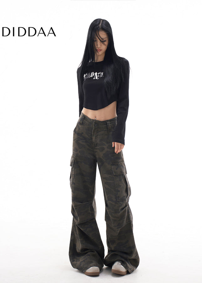 Green Retro Camouflage Cargo Pants Women’s Wide-Leg Jeans - Women’s Jeans