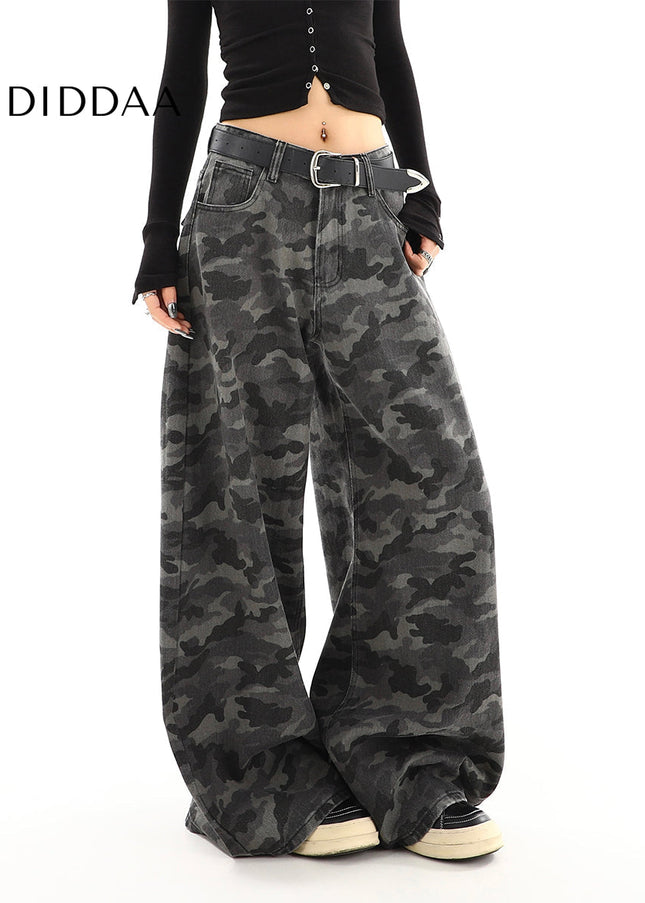 Green Retro Camouflage Cargo Wide Leg Jeans - Women’s Jeans