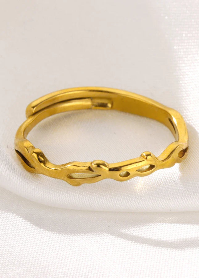 Henriette Ring