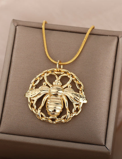 Hive Pendant Necklace | Gold Large Insect Chain - Gold - Necklaces