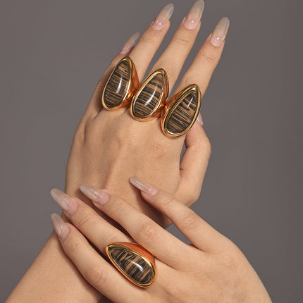 Mi Li natural wood grain stone pear-shaped ring plated 18K real gold Maillard autumn and winter light luxury ring ring ornament in stock