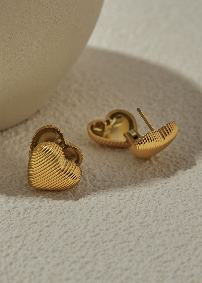 Jieding cross-border love stud earrings, stainless steel earrings, light luxury, high-end earrings, women's design, titanium steel jewelry cross-border