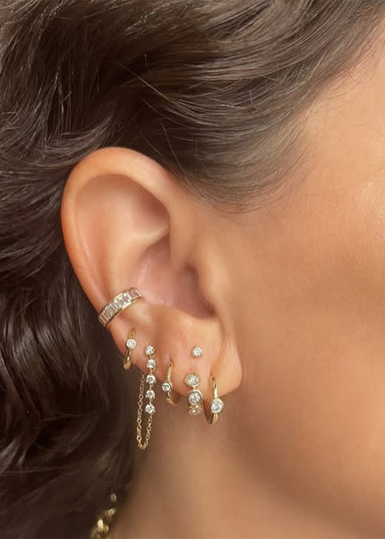 Jieding European and American stainless steel pierced ear clips, high-end rhinestone ear skull clips, titanium steel earrings, cross-border earrings