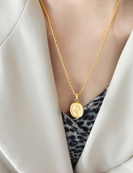 Lara Necklace