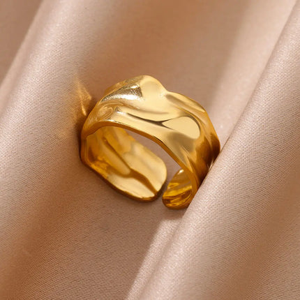 Leah Ring