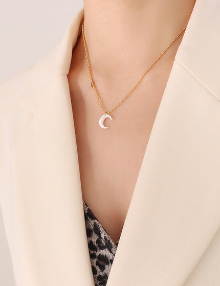 Leda Necklace