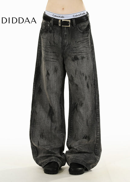 Light Blue Loose Fit Wide-Leg Jeans for Men and Women - Men’s Jeans