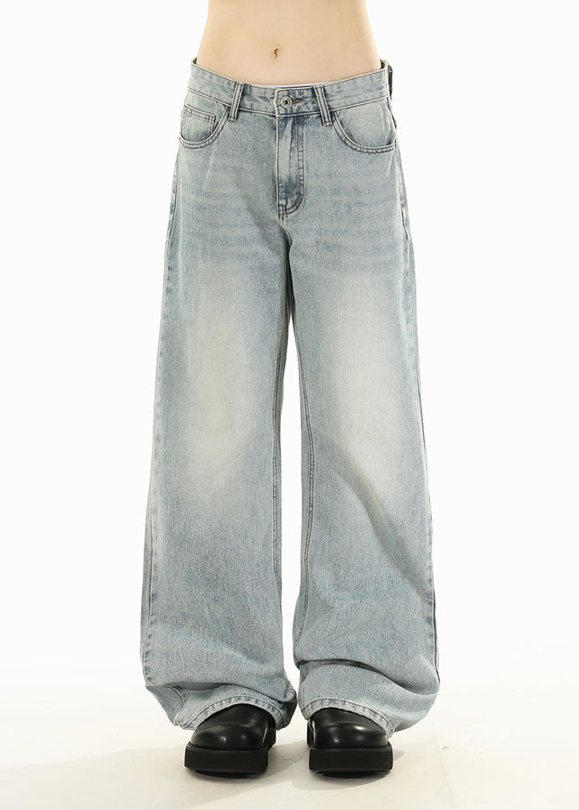 Light Blue Retro Wash Bootcut Jeans for Men and Women - Men’s Jeans