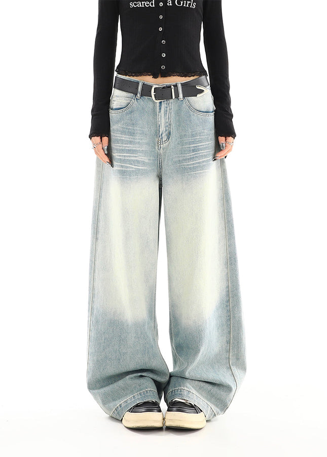 Light Washed High-Waisted Loose Straight-Leg Jeans - Women’s Jeans