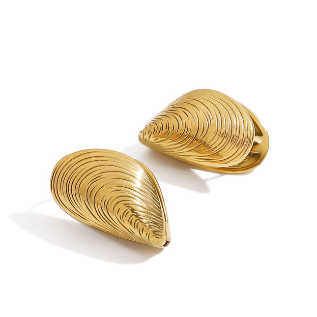 Jieding European and American stainless steel holiday earrings, light luxury, high-end earrings, niche design, studs, titanium steel jewelry, cross-border