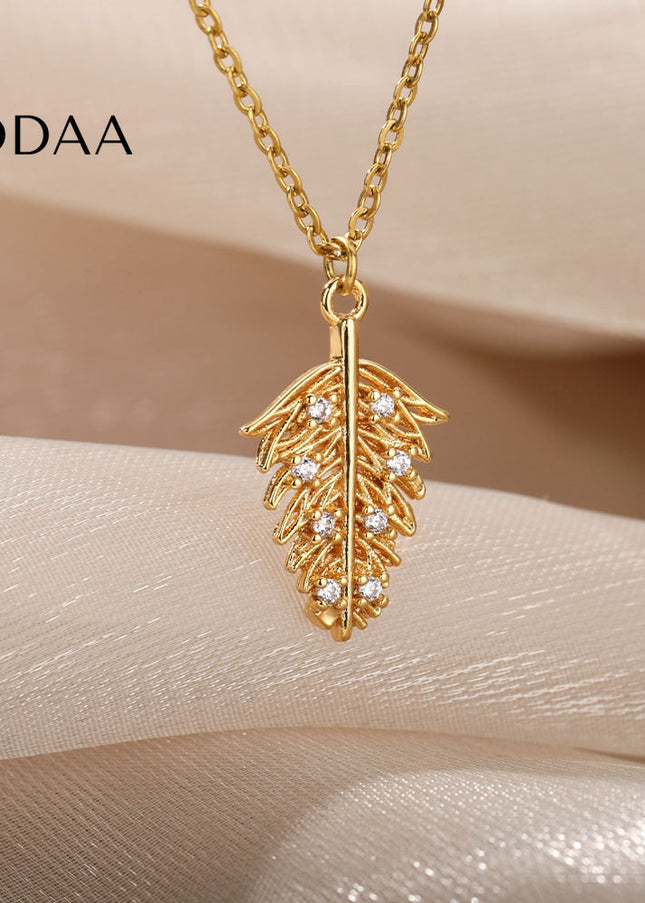 Lipton Pendant Necklace | Gold Leaf Zirconia Stone Chain - Necklaces