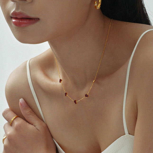 Mystery beauty niche design sense three-dimensional love weight color glaze clavicle chain personality heart-shaped stainless steel color-retaining necklace women