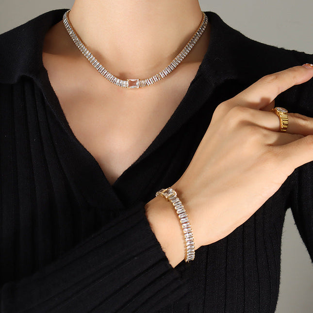 Loving Necklace