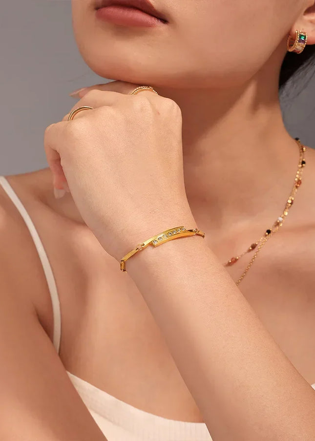 Mystery European and American simple stick chain sticky diamond bracelet stainless steel plated 18K real gold light luxury temperament hand jewelry spot batch