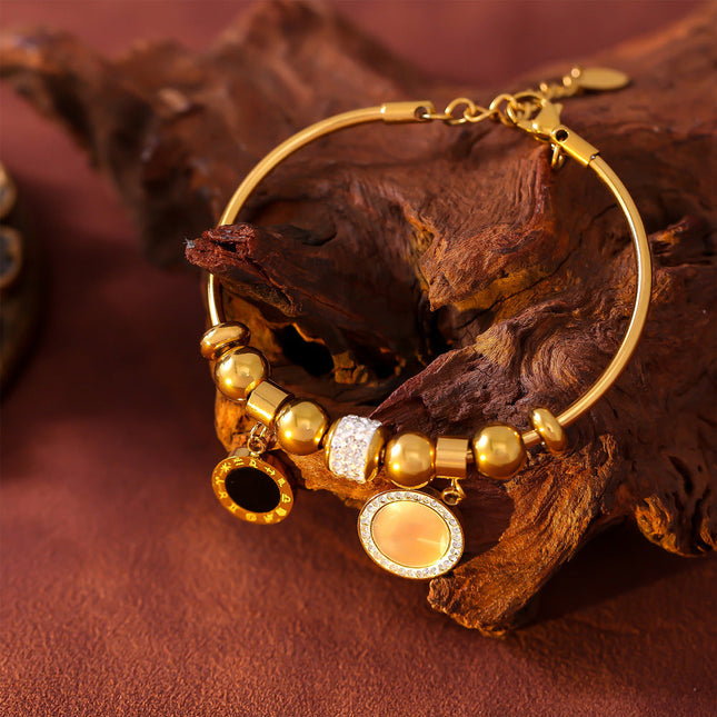 French simplicity and cold style, elegant personality, white shell jewelry, geometric diamond set rings, design sense titanium steel gold-plated bracelet