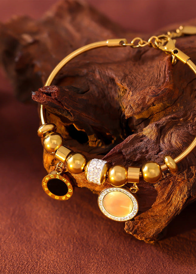 French simplicity and cold style, elegant personality, white shell jewelry, geometric diamond set rings, design sense titanium steel gold-plated bracelet