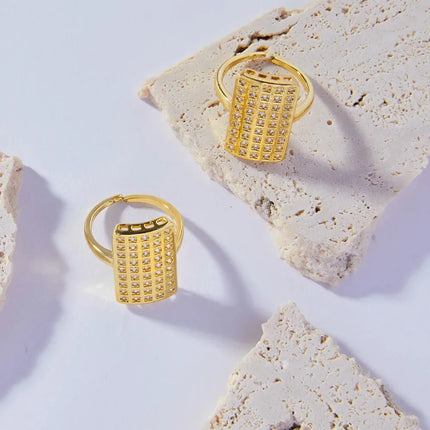 Exaggerated personality, hip-hop style, niche, unique ring, geometric wide version, full of diamonds, design, copper gold-plated open ring