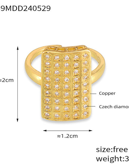 Luxie Ring