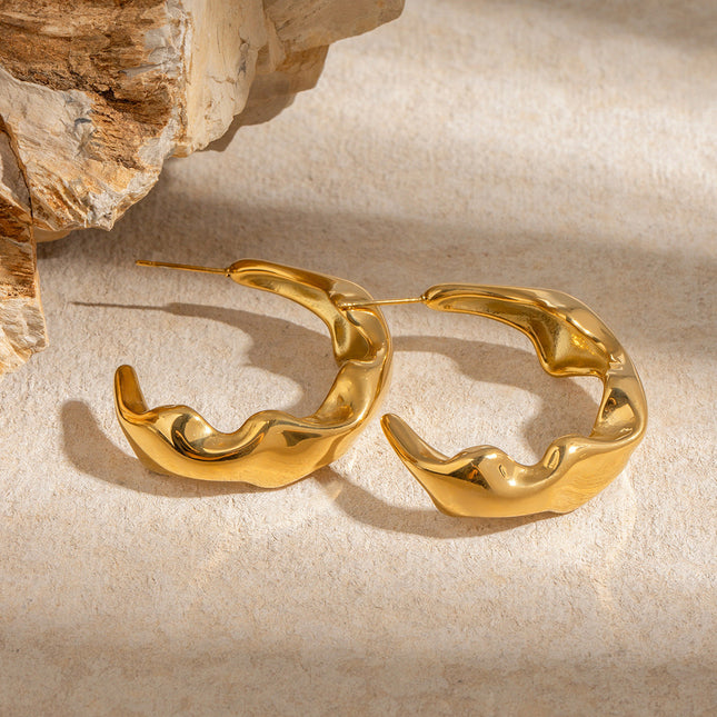 Jieding European and American stainless steel double c earrings luxury niche 18k gold stud earrings titanium steel color-retaining earrings cross-border