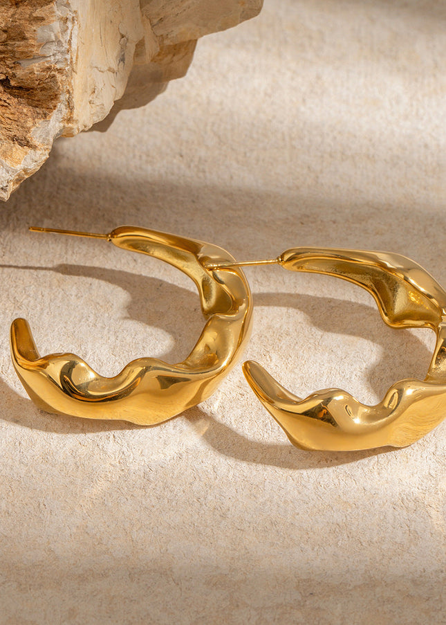 Jieding European and American stainless steel double c earrings luxury niche 18k gold stud earrings titanium steel color-retaining earrings cross-border