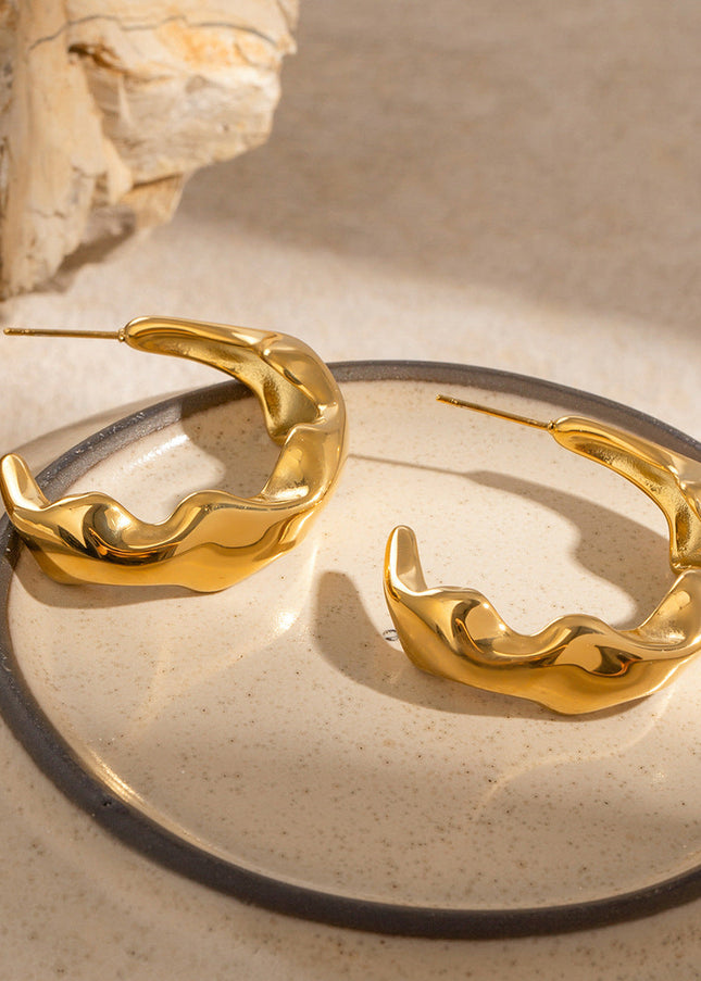 Jieding European and American stainless steel double c earrings luxury niche 18k gold stud earrings titanium steel color-retaining earrings cross-border