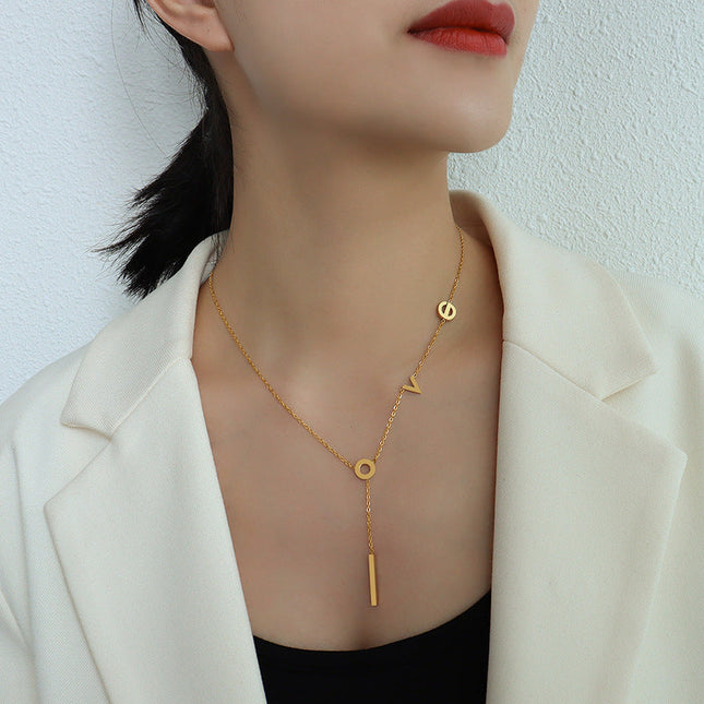 marka European and American ins cold wind wild titanium steel plated 18k gold love pendant accessories clavicle necklace women's jewelry