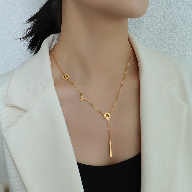 marka European and American ins cold wind wild titanium steel plated 18k gold love pendant accessories clavicle necklace women's jewelry