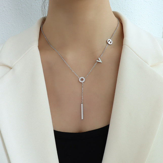 marka European and American ins cold wind wild titanium steel plated 18k gold love pendant accessories clavicle necklace women's jewelry