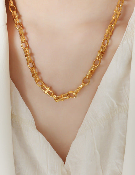 Maru Necklace