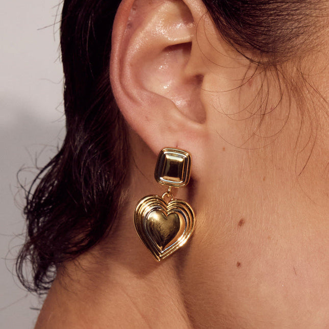 Jieding European and American stainless steel color-blocked love earrings high-end sense light luxury niche earrings titanium steel earrings cross-border jewelry