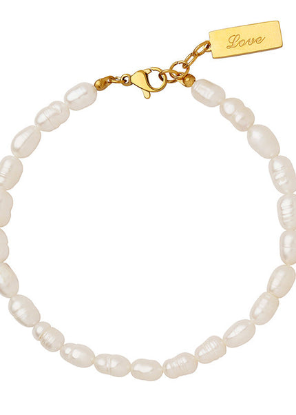 French ins titanium steel plated 18K gold English letter square pendant antique temperament freshwater pearl bracelet bracelet