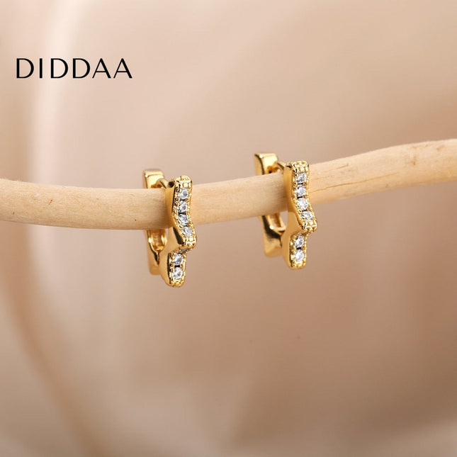 Merci Earrings | Gold Hollow Star Stud Earrings - Earrings