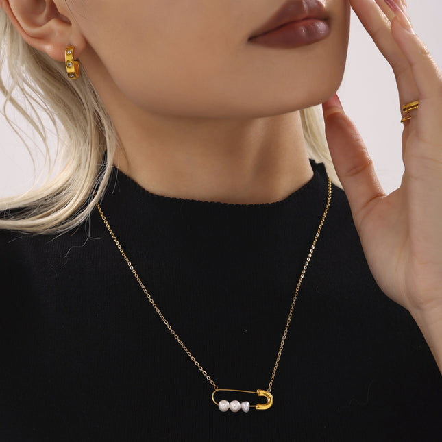 Mirella Necklace