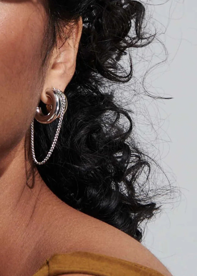 Jieding European and American stainless steel double c tassel earrings earrings design sense niche earrings 18k gold titanium steel jewelry cross-border