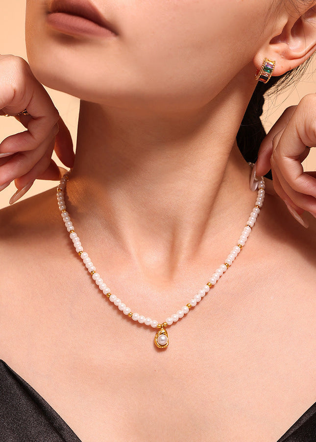 Mystery Li light luxury Shi Jia shell beads beaded handmade necklace female titanium steel plated 18k gold sweet clavicle chain spot wholesale