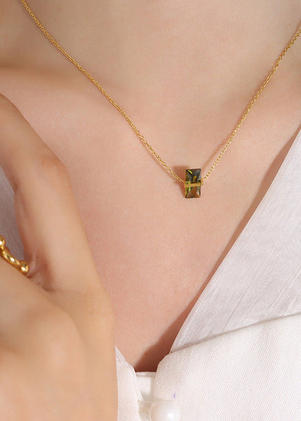 Muffin Necklace