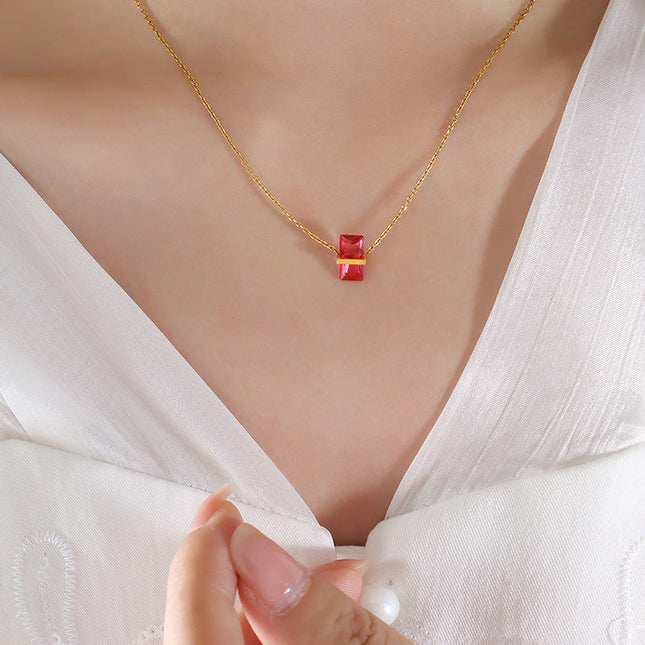 Muffin Necklace