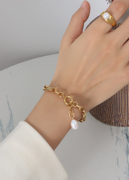 Marka French Niche Retro Design Sense Personality Versatile Hand Ornament Titanium Steel Plated 18K Gold Freshwater Pearl Bracelet Women