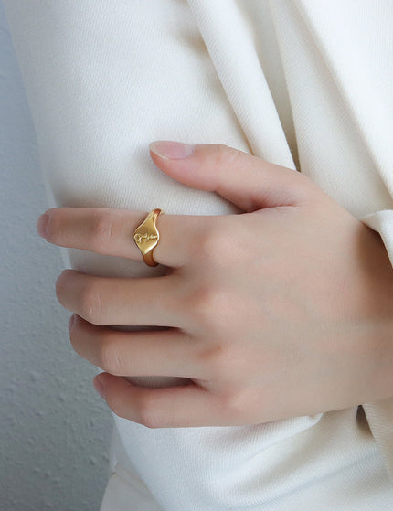 Peaky Ring
