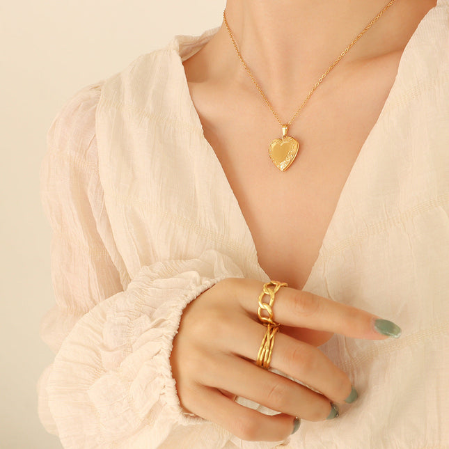 Pearly Necklace