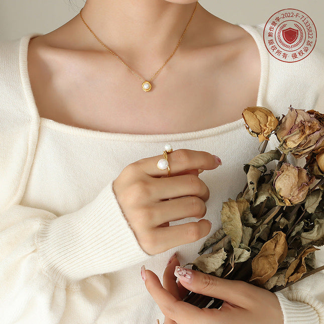 Perfumed Necklace