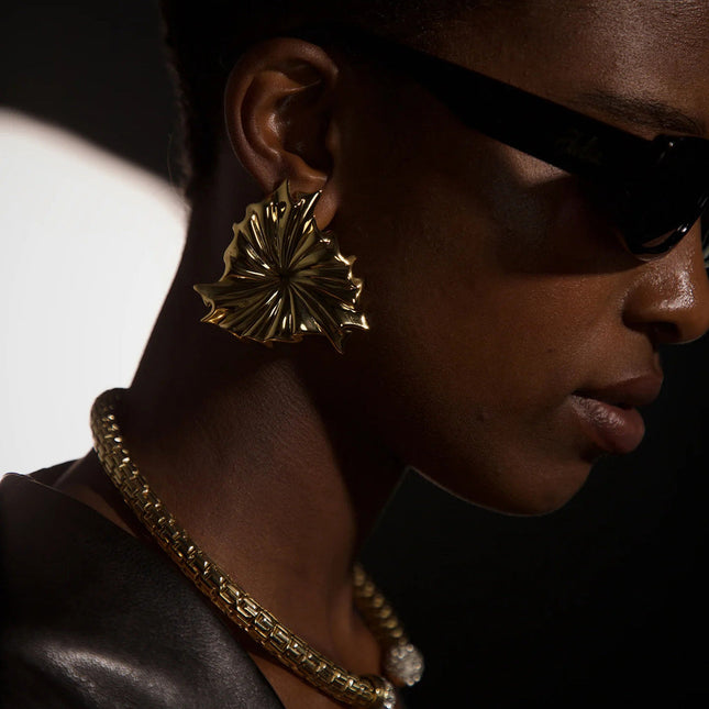 Jieding European and American stainless steel stud earrings, light luxury, high-end ear jewelry, non-fading, titanium steel earrings, cross-border earrings