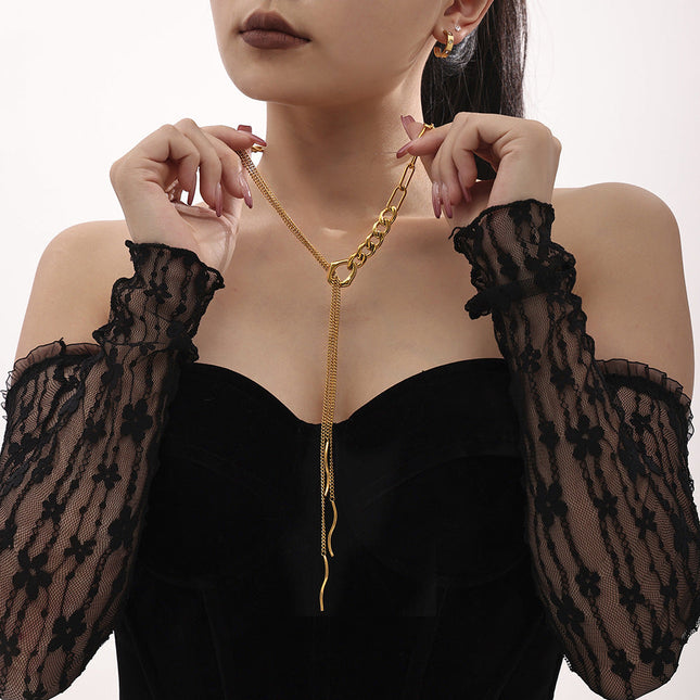 Peza Necklace
