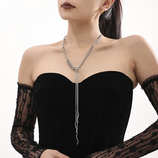 Peza Necklace