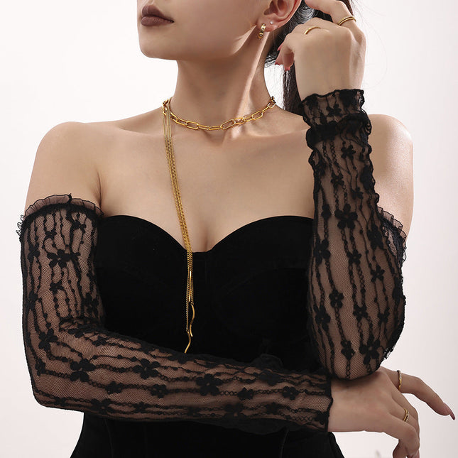 Peza Necklace