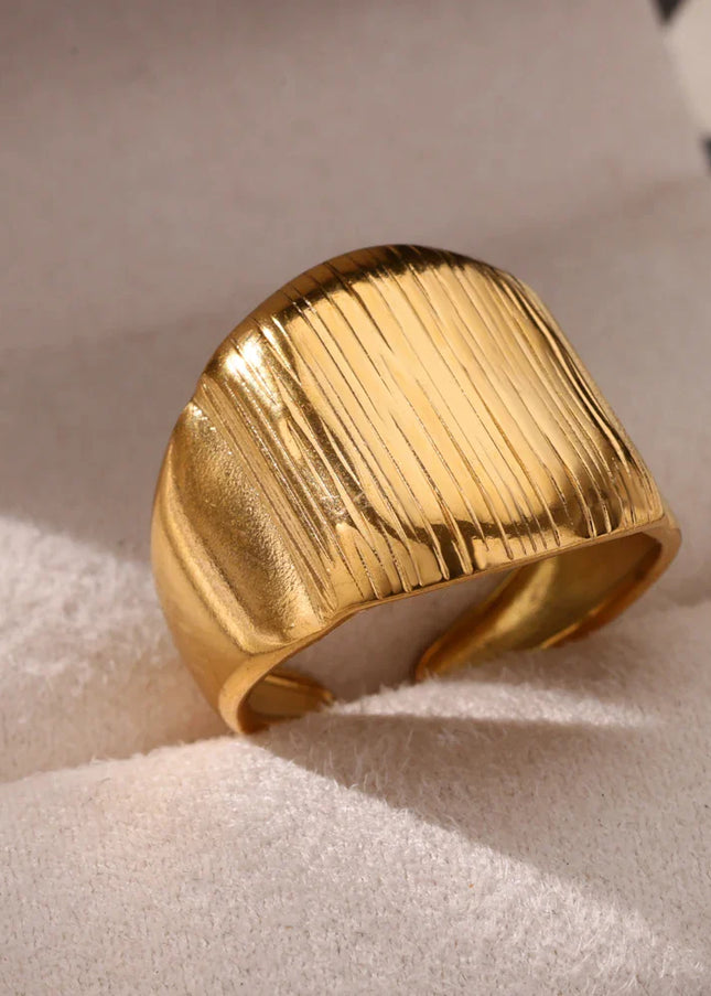 Pini Ring